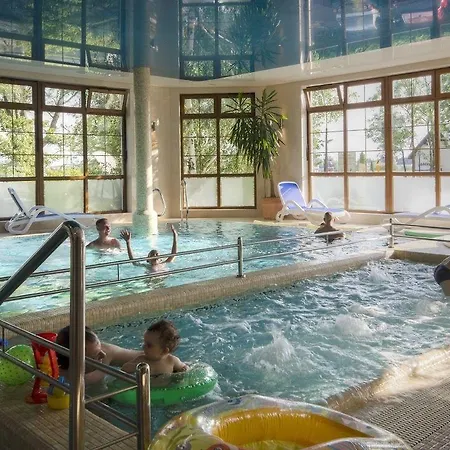 Hotel Dworek Morski *