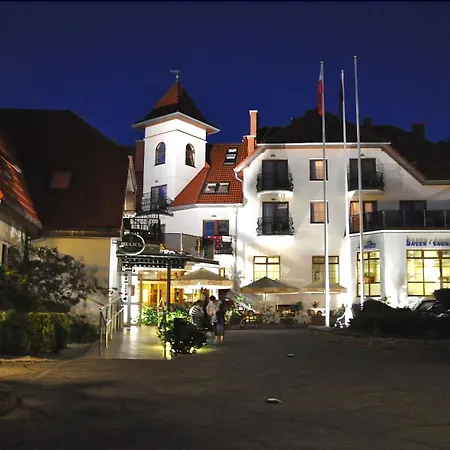 Dworek Morski Hotel