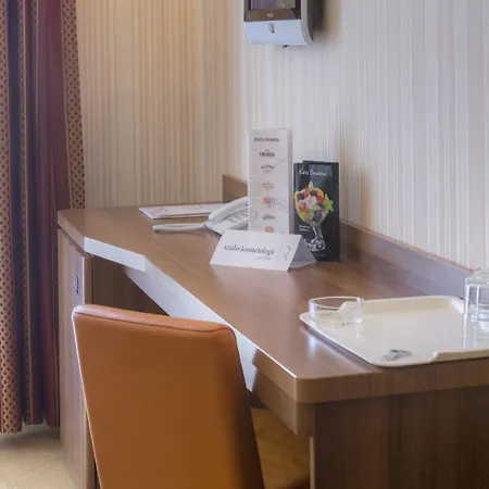 Hotel Dworek Morski Mielno Mielno (Koszalin)