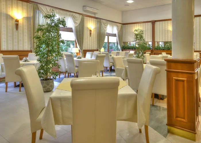 Hotel Dworek Morski & Wellness