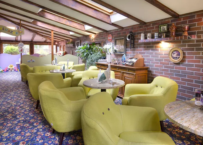 Hotel Dworek Morski & Wellness *